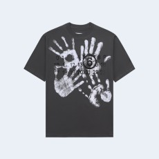 메종 마르지엘라 화이트 핸드 프린트 티셔츠 그레이